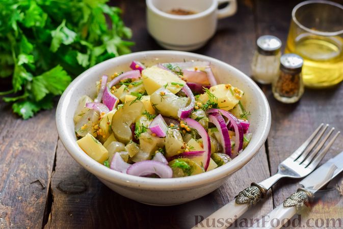 _Домашний картофельный салат с маринованным огурцом